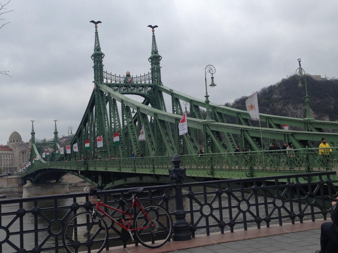  The Liberty Bridge shown above connecting Buda and Pest is located at the southern end of City Center.   